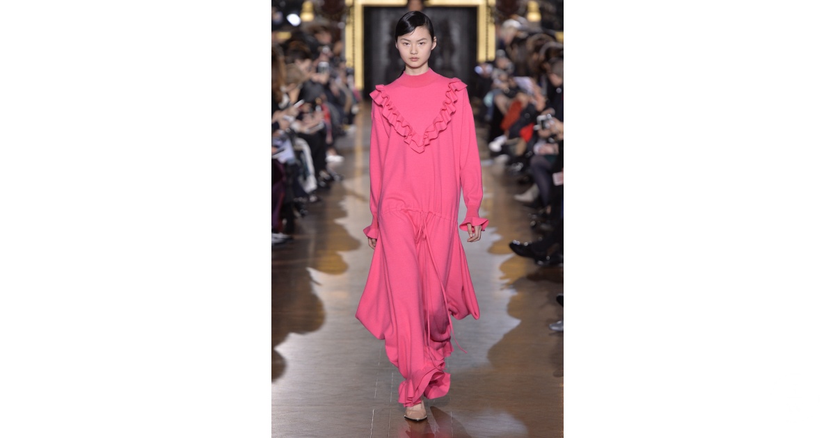 Stella Mccartney F W Womenswear Tagwalk The Fashion Search Engine