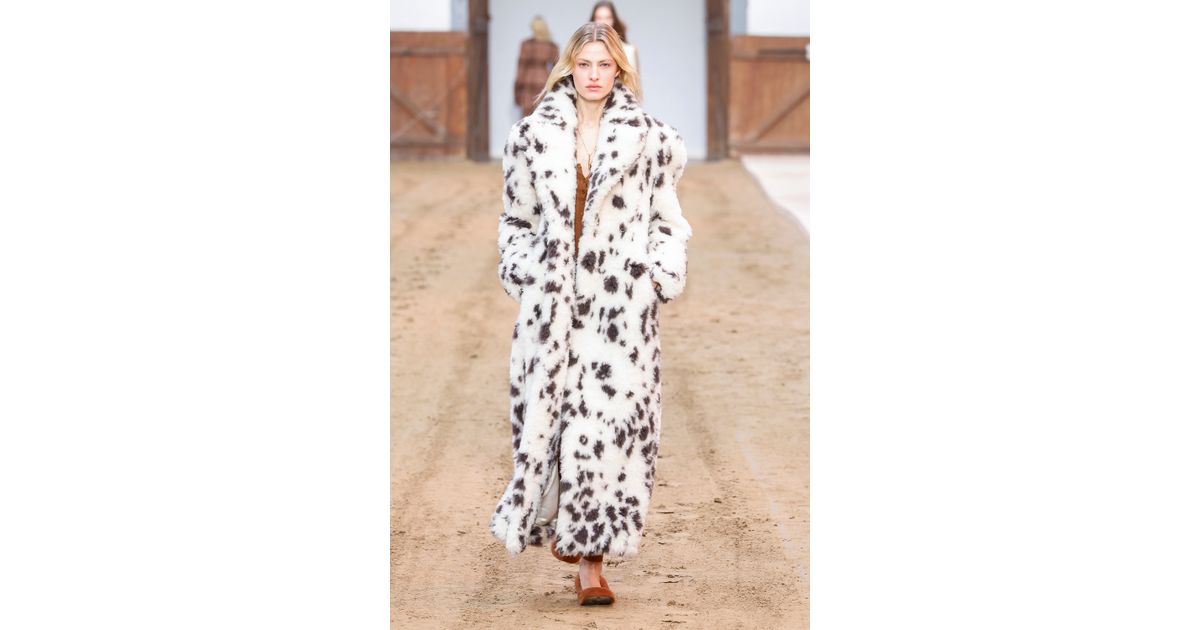 Stella McCartney FW23 Womenswear 11 Tagwalk The Fashion Search Engine