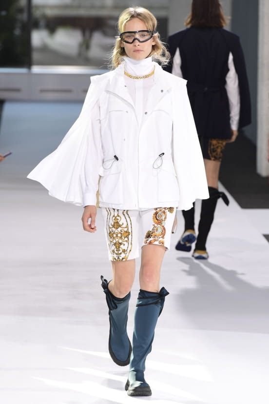 woman<br>SS19