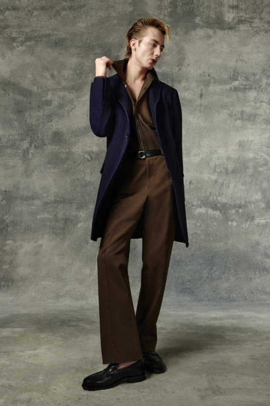 woman<br>PF22