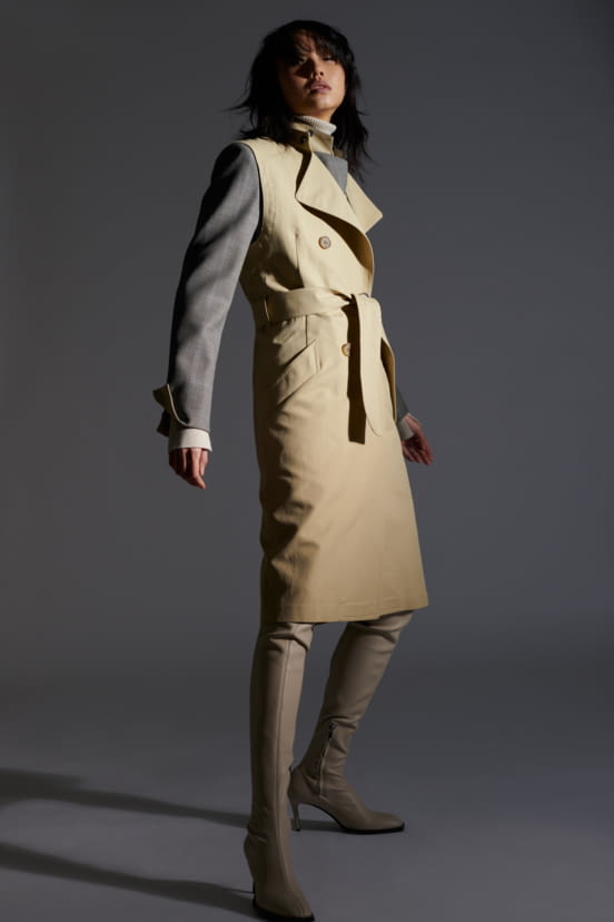 woman<br>FW21