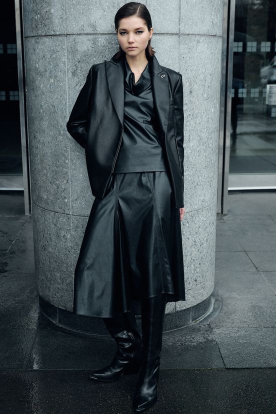 woman<br>FW25