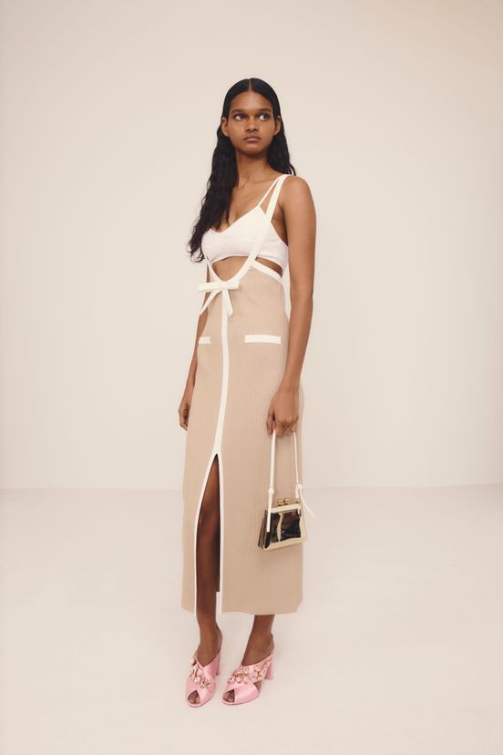 woman<br>Resort 2025