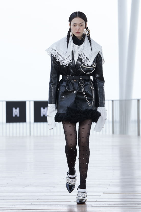 woman<br>FW21
