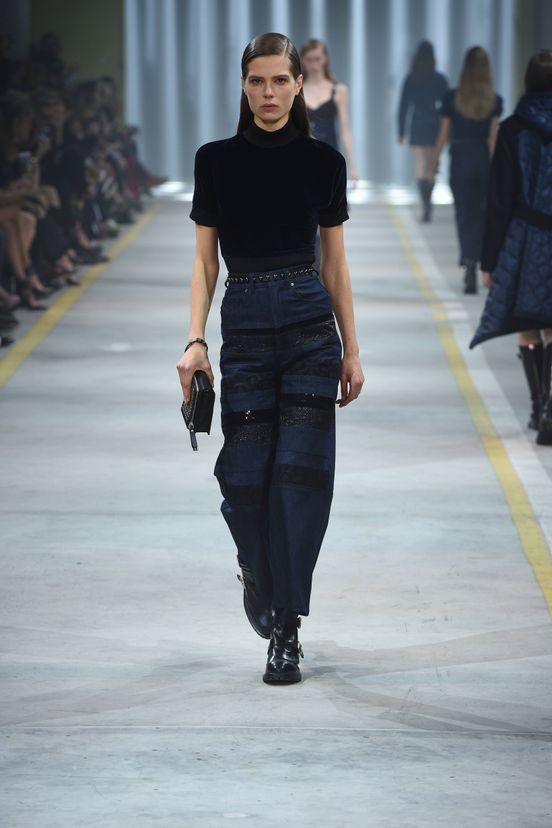 woman<br>FW16