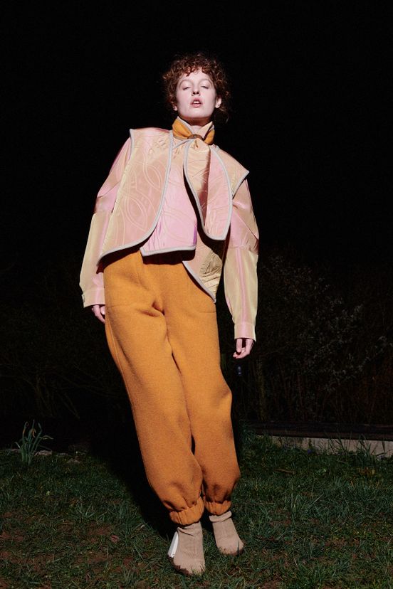 woman<br>FW21