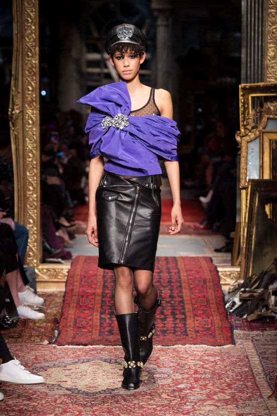 woman<br>FW16