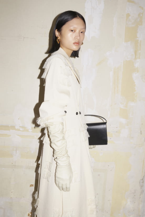 woman<br>FW21