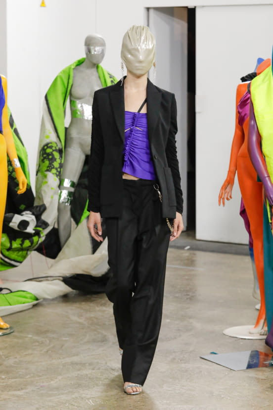woman<br>FW22
