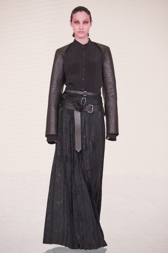 woman<br>FW22