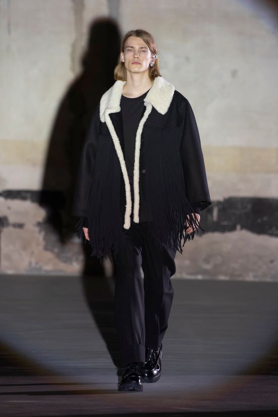 woman<br>FW21