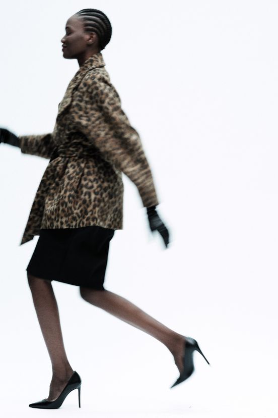 woman<br>FW25