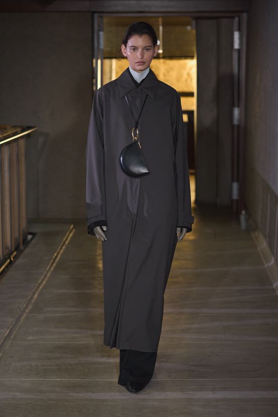 woman<br>FW26