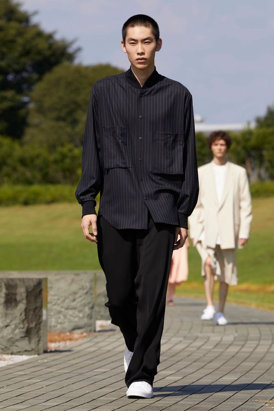 woman<br>SS21