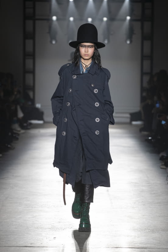 woman<br>FW20