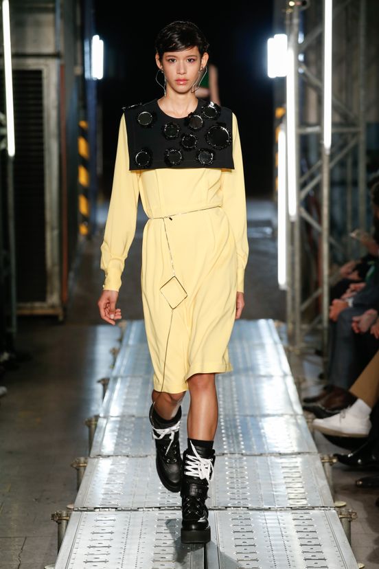 woman<br>FW16