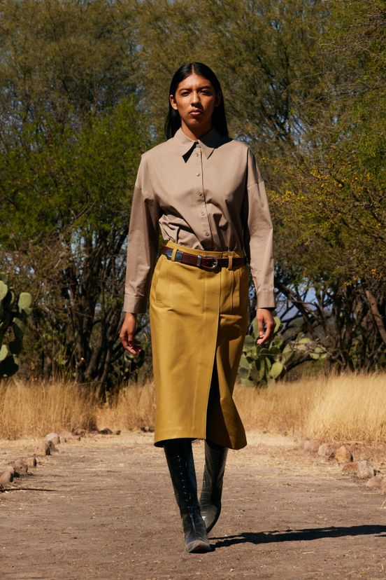 woman<br>FW23