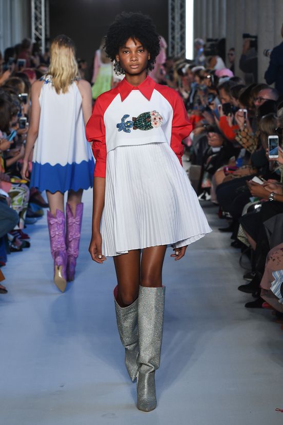 woman<br>SS18