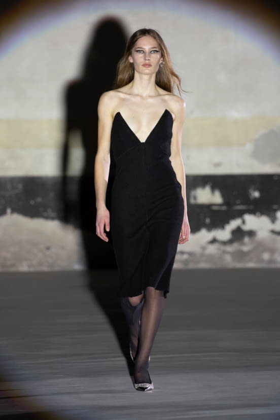 woman<br>FW21