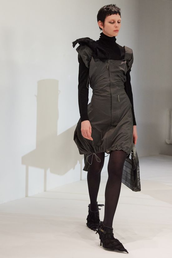 woman<br>FW23