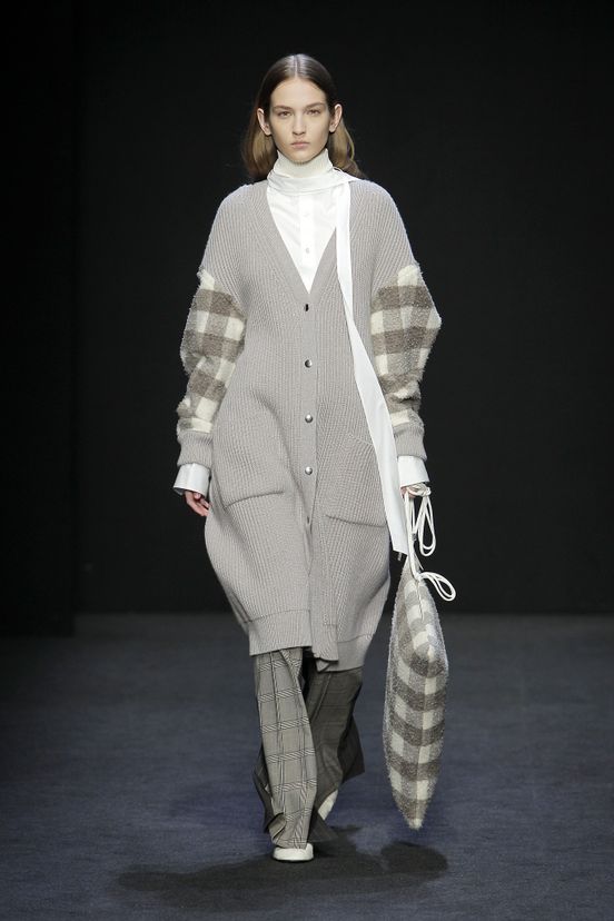 woman<br>FW20