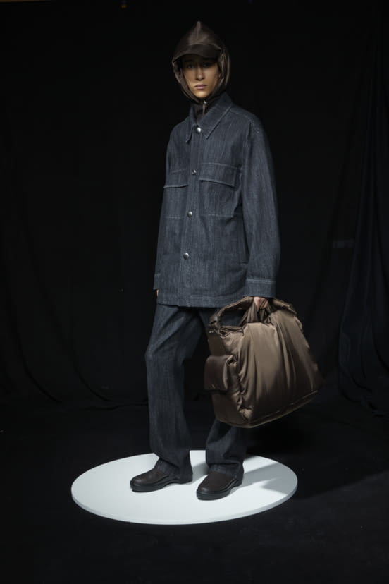 man<br>FW22