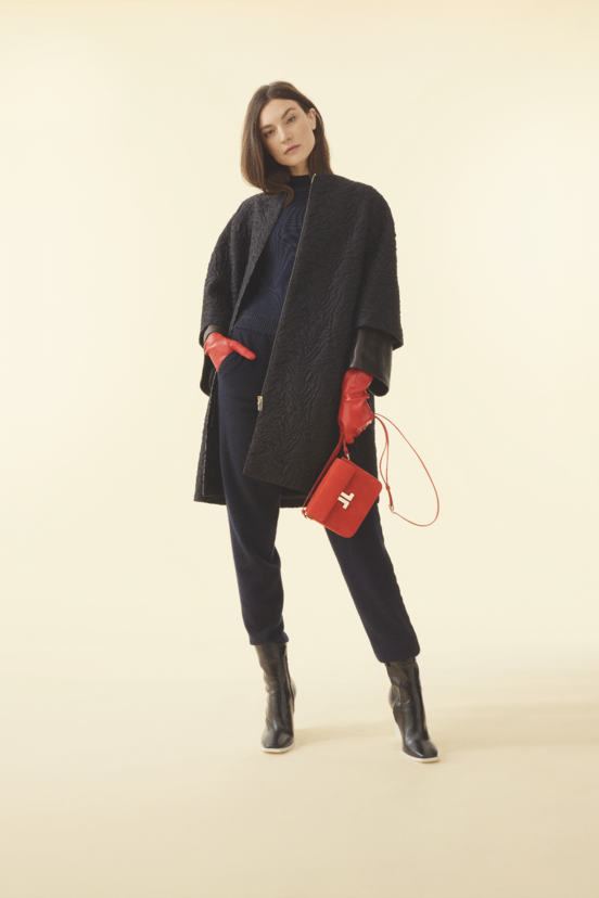woman<br>PF18