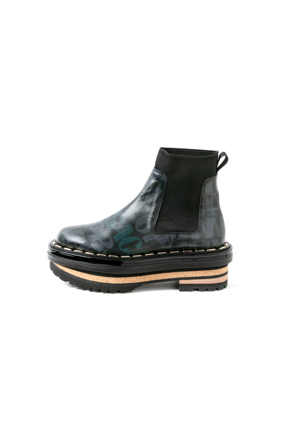 accessory<br>FW20