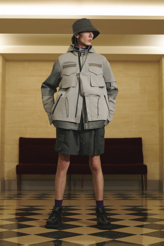 man<br>SS22
