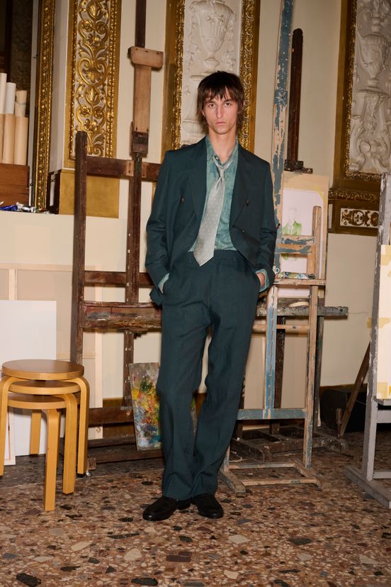 man<br>Resort 2025