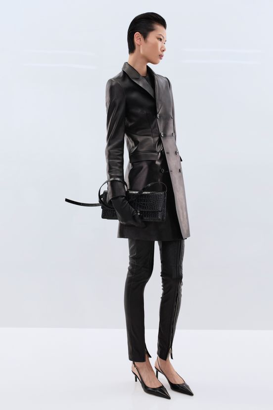 woman<br>PF26