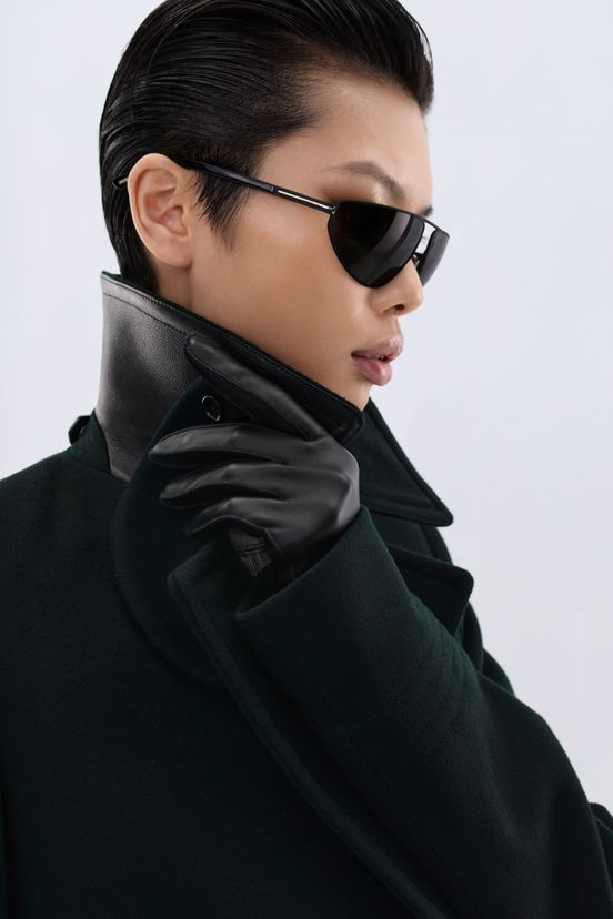 woman<br>PF26