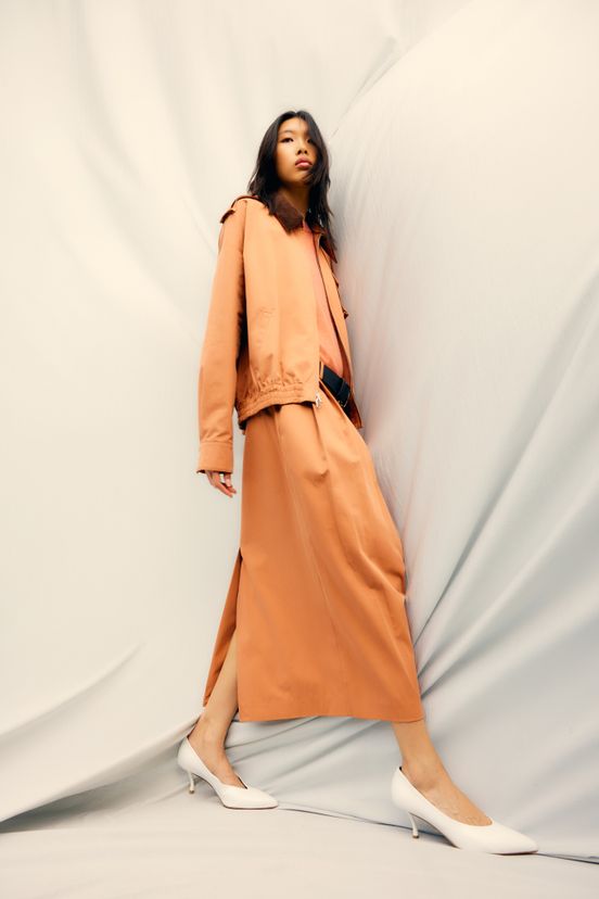 woman<br>Resort 2025