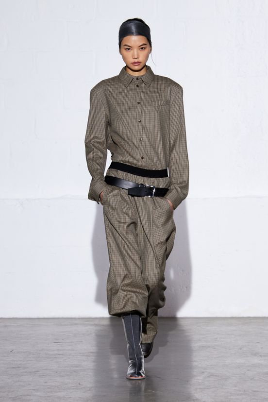 woman<br>FW24