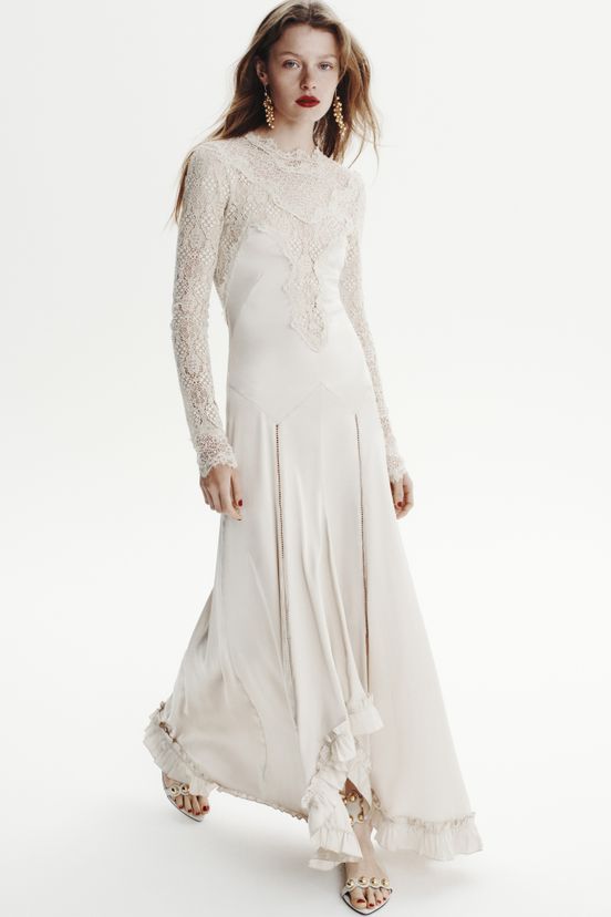 woman<br>Pre-Fall 2025