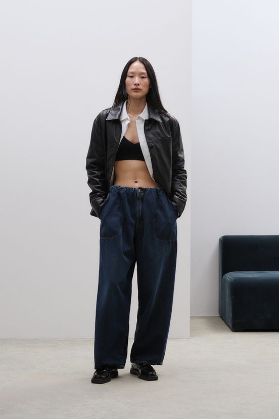 woman<br>Resort 2025
