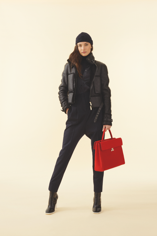 woman<br>PF18