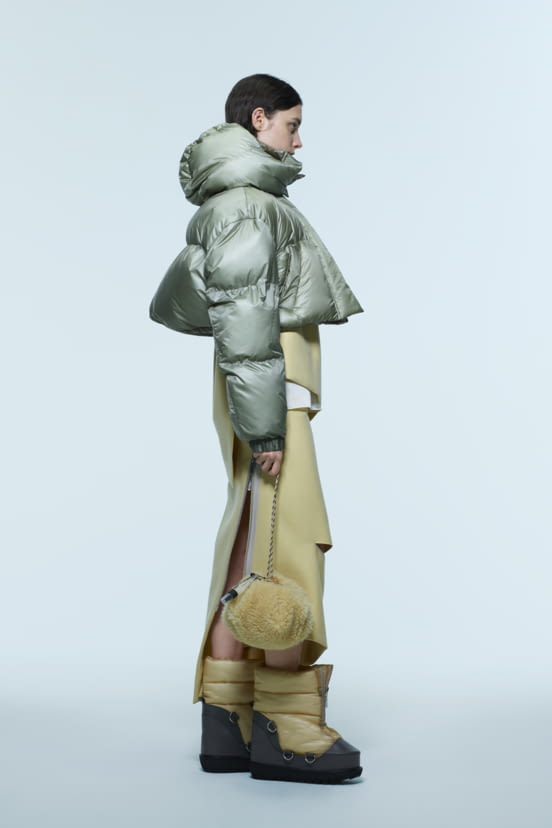 woman<br>PF22