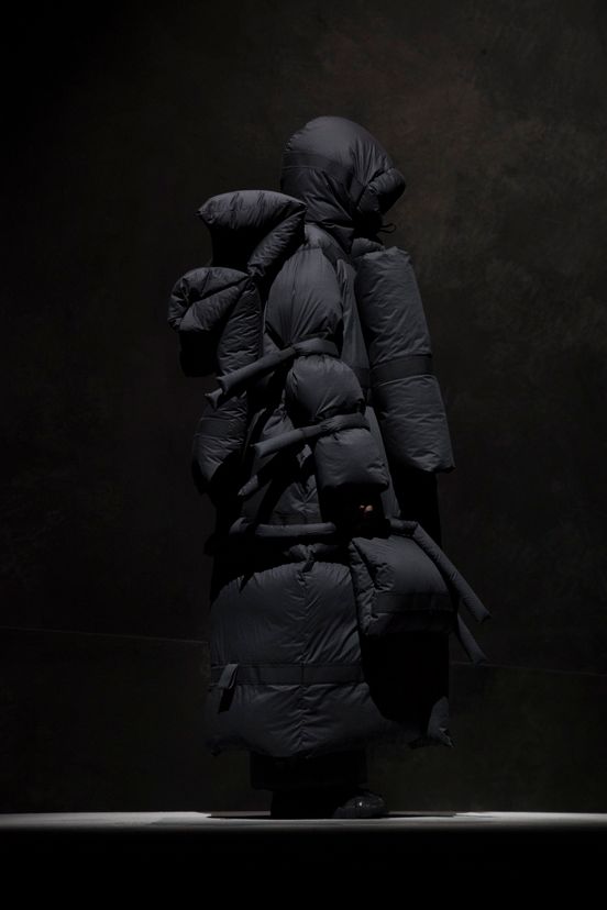 man<br>F/W 18
