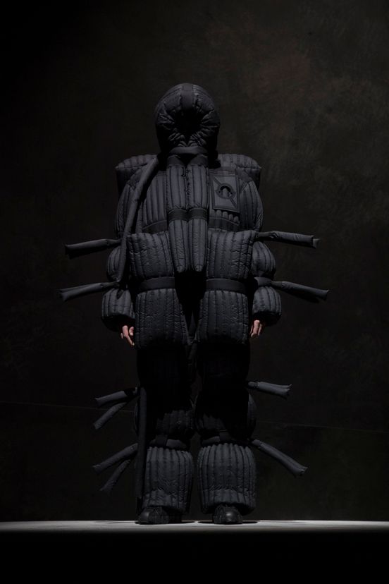 man<br>F/W 18
