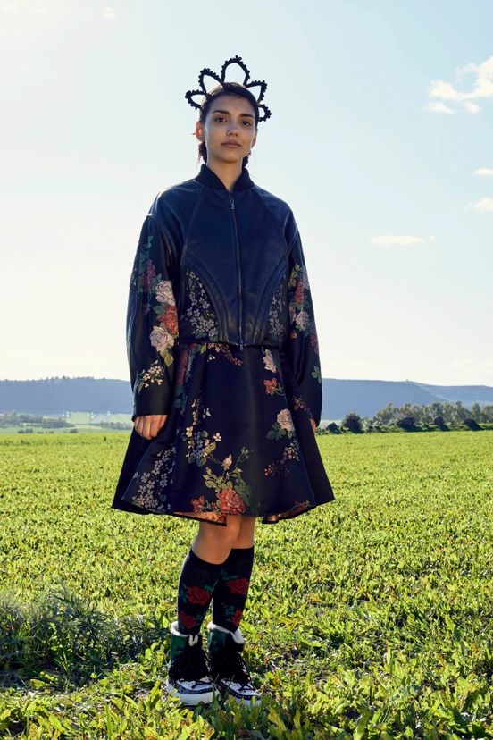 woman<br>FW21