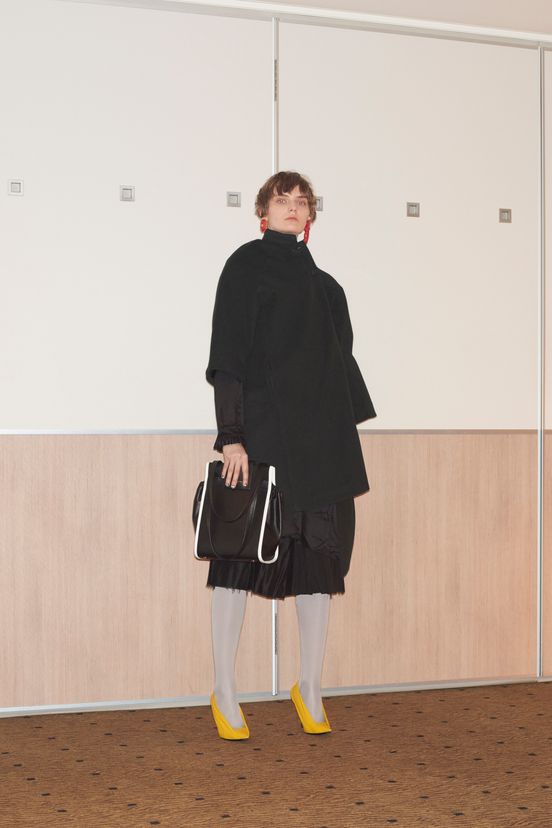 woman<br>RS18