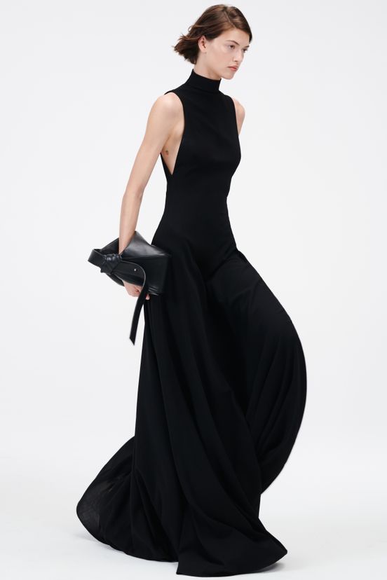 woman<br>PF24