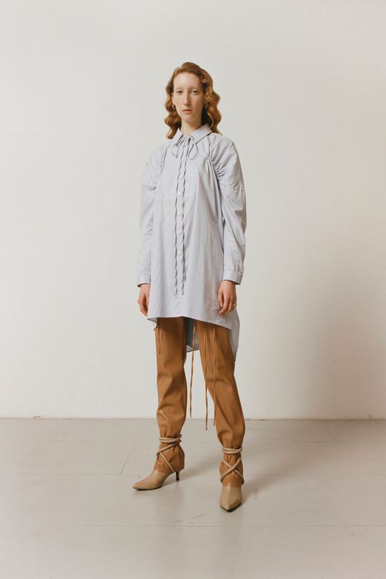 woman<br>FW21