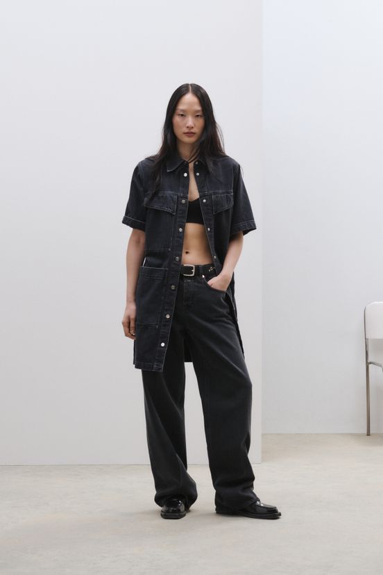 woman<br>Resort 2025