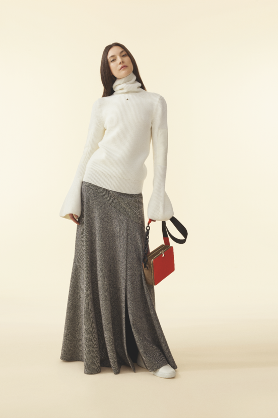 woman<br>PF18