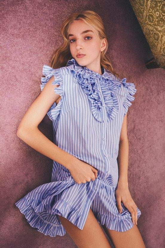 woman<br>Pre-Fall 2025