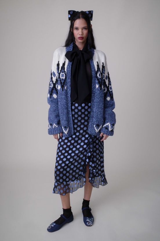 woman<br>Resort 2025