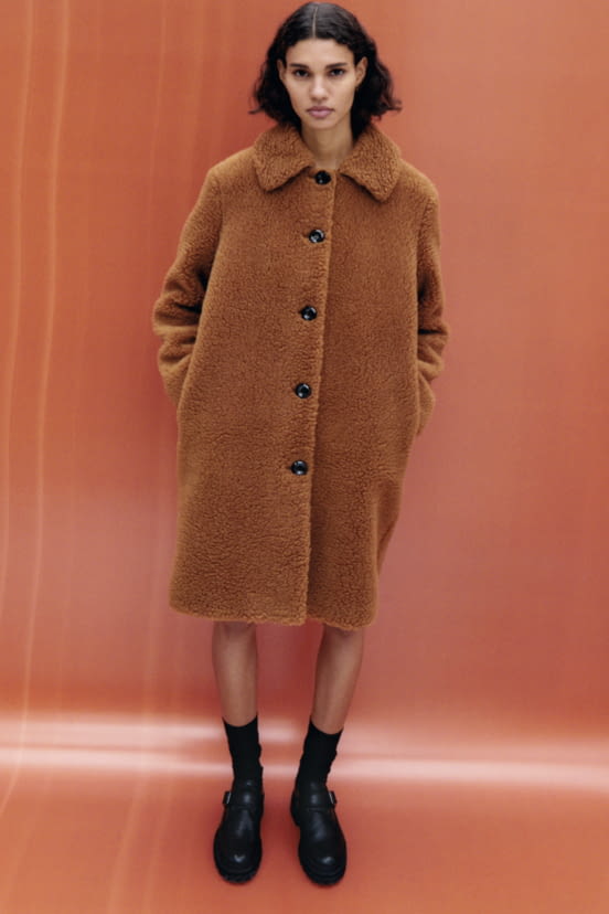 woman<br>FW21