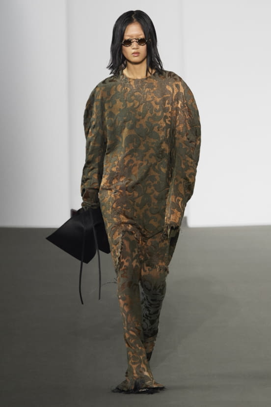 woman<br>FW20